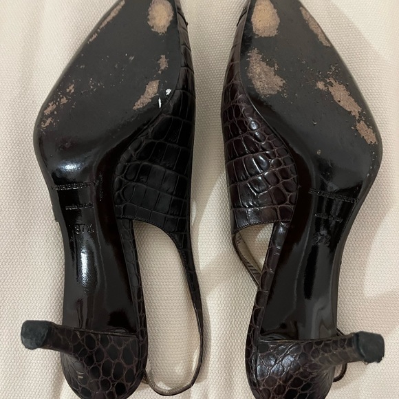 Shoes - Picture 4 of 4